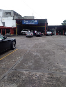 Royal Service & Car Wash